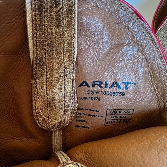 Ariat Vintage Cowboy Boots - Picture 5 of 5